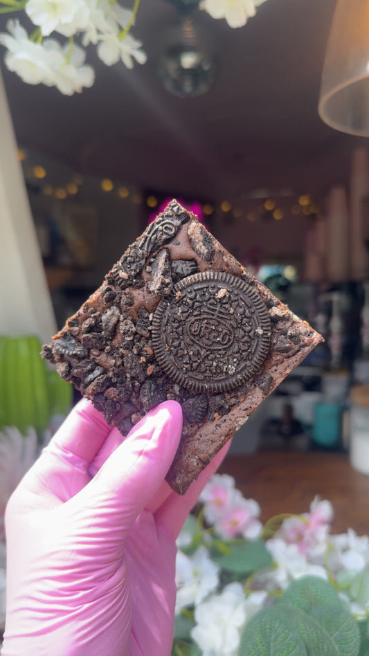 OREO BROWNIE